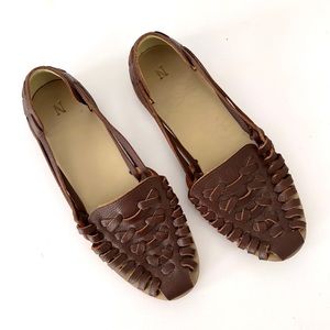 Nisolo women’s huarache sandal size 9